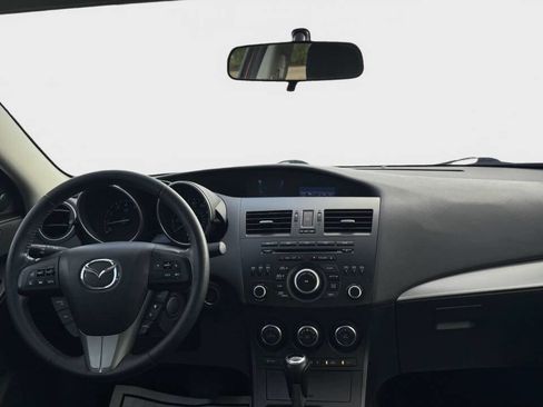 Used 2013 MAZDA MAZDA3 i Touring image 17