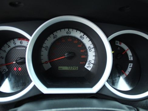 Used 2015 Toyota Tacoma 2WD Access Cab image 21