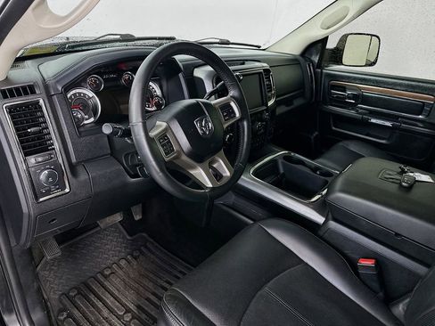 Used 2018 RAM 2500 Laramie w/ Sport Appearance Group AWD/4WD image 31