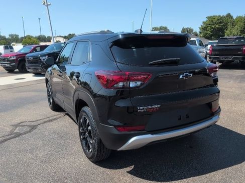 Used 2023 Chevrolet TrailBlazer LT w/ Convenience Package AWD/4WD image 6
