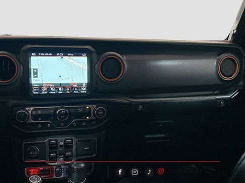 Used 2023 Jeep Gladiator Mojave w/ LED Lighting Group AWD/4WD image 21
