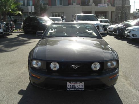 Used 2007 Ford Mustang GT Premium image 2