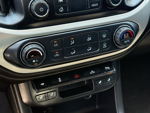 Used 2020 GMC Canyon SLT RWD image 22