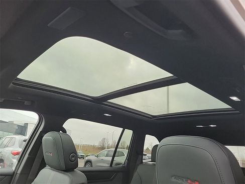 New 2026 GMC Acadia AT4 w/ Luxury Package image 31