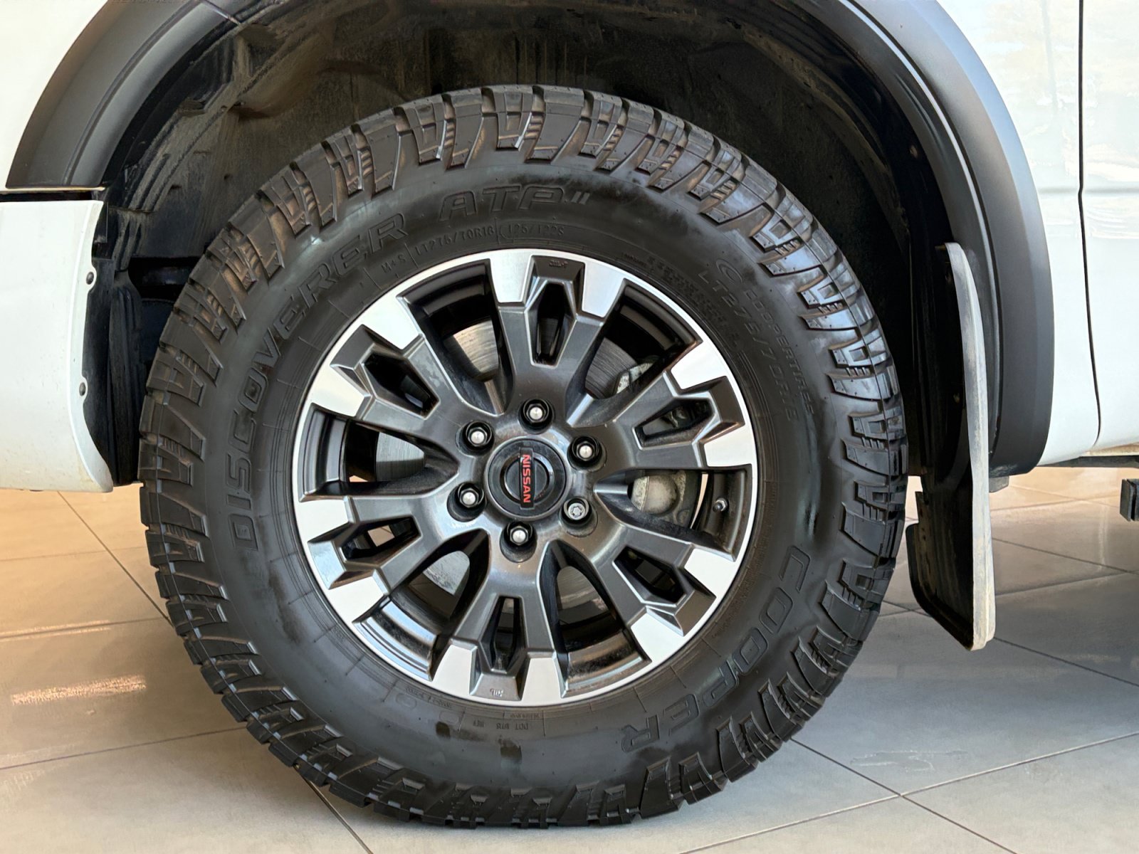 Used 2021 Nissan Titan PRO-4X w/ Pro-4x Utility Package AWD/4WD image 11