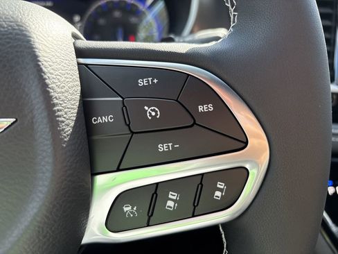 New 2026 Chrysler Pacifica Select image 27