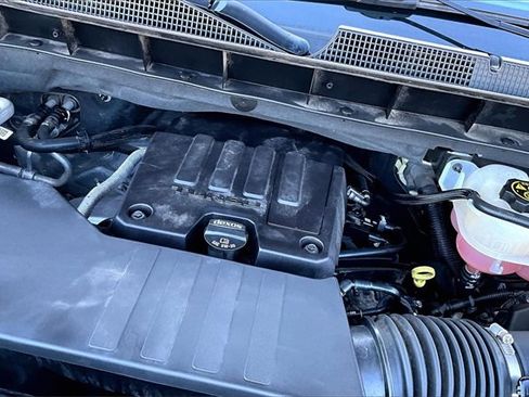 Used 2023 Chevrolet Silverado 1500 Custom image 27