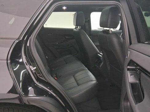 Certified 2025 Land Rover Range Rover Evoque Dynamic SE AWD/4WD image 33