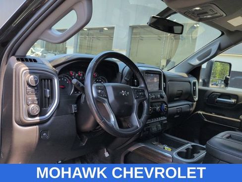 Used 2022 Chevrolet Silverado 2500 LT w/ Midnight Edition AWD/4WD image 8