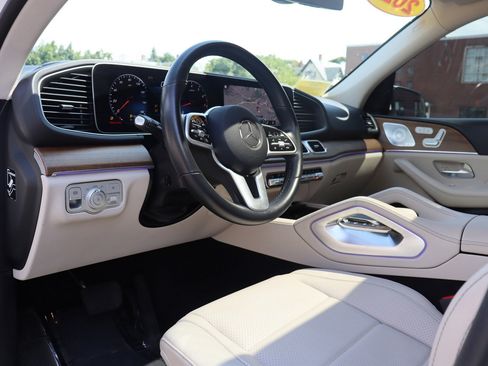 Used 2021 Mercedes-Benz GLE 350 4MATIC w/ AMG Line Exterior image 12