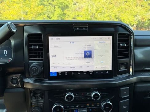 New 2026 Ford F250 Lariat w/ Black Appearance Package image 12