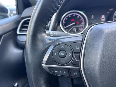 Used 2024 Toyota Camry XLE w/ Navigation Package image 13