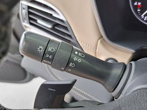 Used 2024 Subaru Outback Limited AWD/4WD image 12