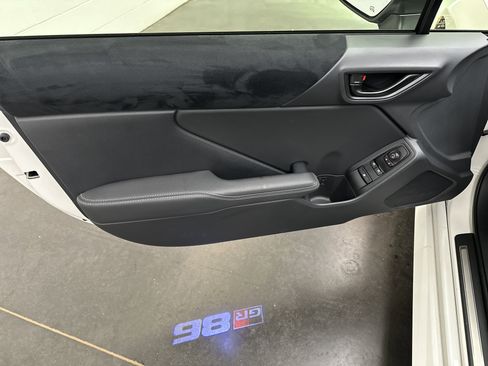 Used 2023 Toyota GR86 Premium w/ ALL Weather Mat Package (TMS) RWD image 18