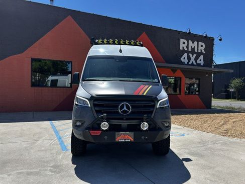 Used 2022 Mercedes-Benz Sprinter 2500 image 1