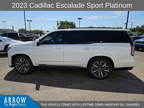 Used 2023 Cadillac Escalade Sport Platinum AWD/4WD image 7