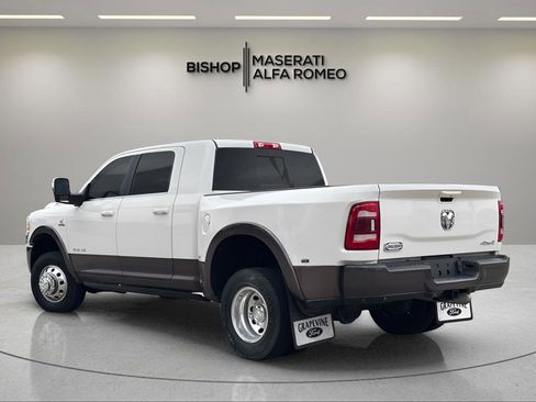 Used 2024 RAM 3500 Limited AWD/4WD image 3