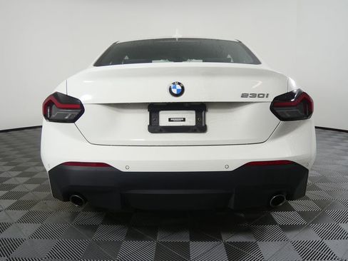 Certified 2022 BMW 230i Coupe w/ Premium Package 2 image 4