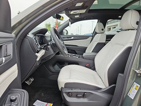 New 2026 Volkswagen Atlas Cross Sport SEL Premium R-Line image 12