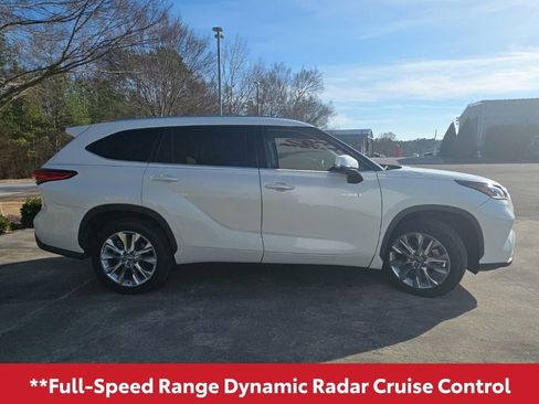 Used 2021 Toyota Highlander Limited image 9