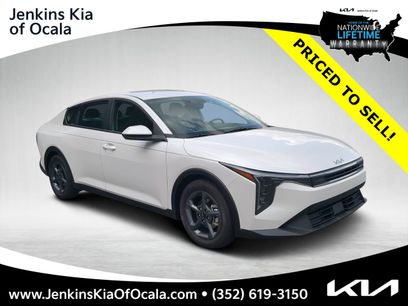 New 2025 Kia K4 LXS