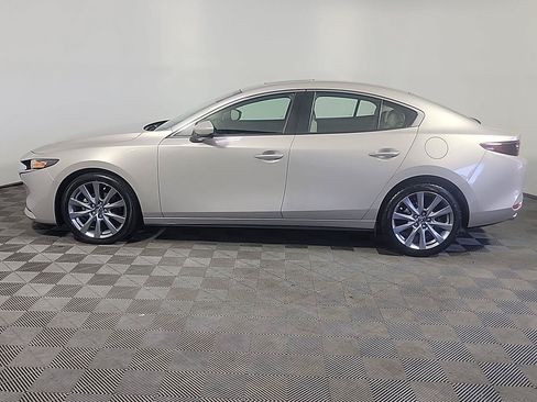 Used 2023 MAZDA MAZDA3 s FWD image 10