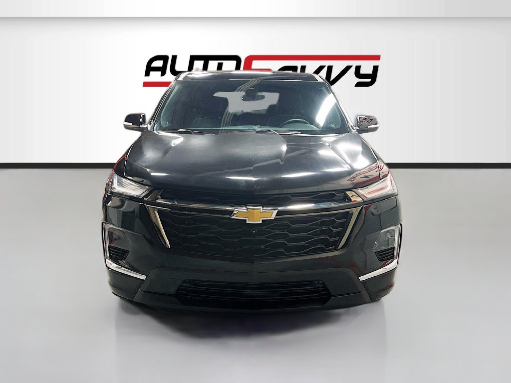 Used 2023 Chevrolet Traverse Premier w/ LPO, Floor Liner Package AWD/4WD image 2