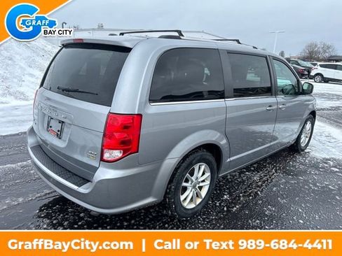 Used 2019 Dodge Grand Caravan SXT image 5