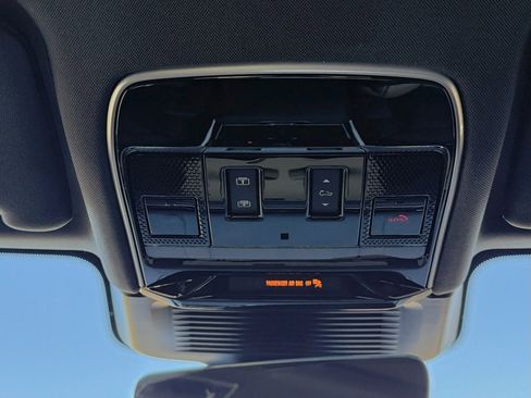 New 2025 Land Rover Range Rover Sport SE image 27