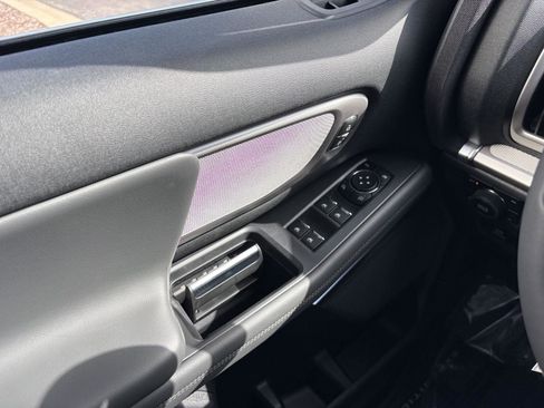 New 2026 Ford Expedition Active image 13