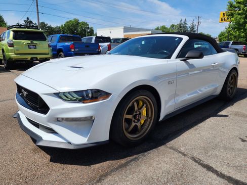 Used 2020 Ford Mustang GT Premium RWD image 4