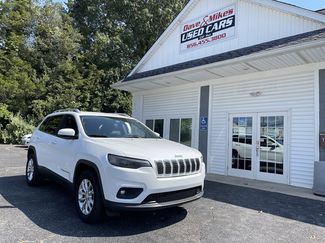 Used 2019 Jeep Cherokee Latitude w/ Popular Appearance Group image 1