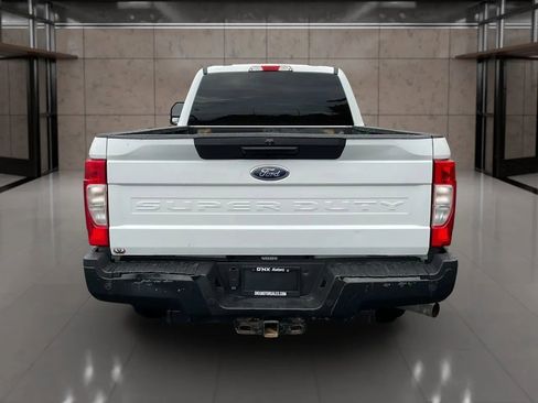 Used 2020 Ford F250 XL w/ Power Equipment Group image 4