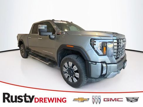 Used 2024 GMC Sierra 2500 Denali w/ Denali Reserve Package AWD/4WD image 1