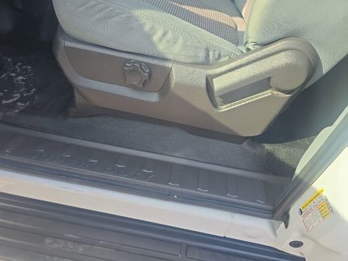 Used 2014 Ford F250 XL w/ Power Equipment Group image 11