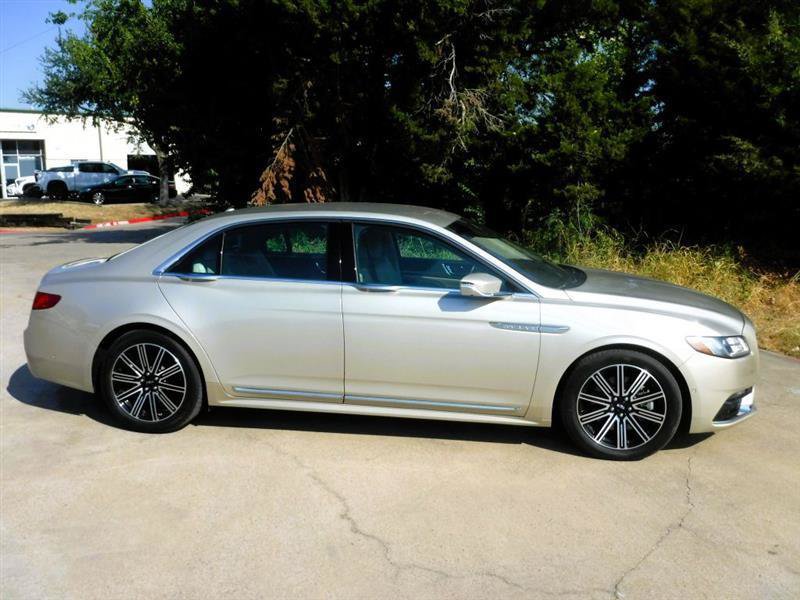 Used 2017 Lincoln Continental Reserve w/ Technology Package FWD image 4