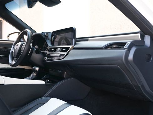 Used 2023 Lexus ES 350 F Sport image 32