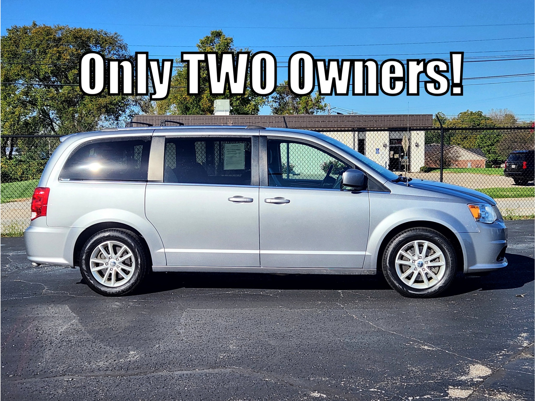 Used 2019 Dodge Grand Caravan SXT FWD image 9