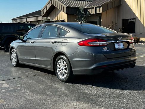Used 2018 Ford Fusion S image 11