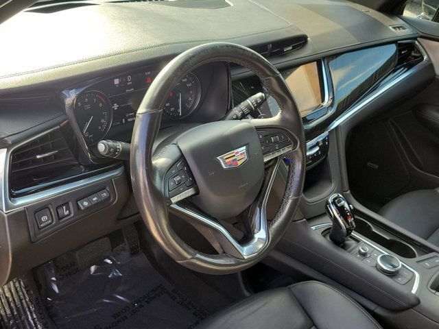 Used 2023 Cadillac XT6 Premium Luxury w/ Technology Package FWD image 24