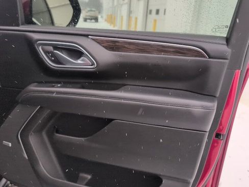 Used 2021 Chevrolet Tahoe Z71 w/ Rear Media and Nav Package image 50