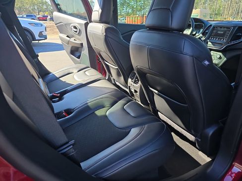 Used 2020 Jeep Cherokee Trailhawk w/ Trailer Tow Group image 14