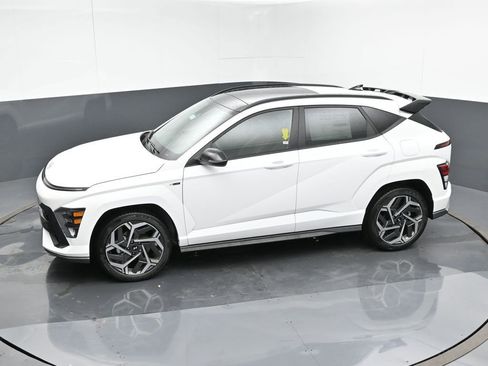 Used 2024 Hyundai Kona N Line image 18