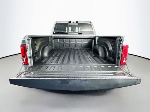 New 2026 RAM 2500 Laramie AWD/4WD image 15