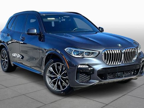 Used 2020 BMW X5 xDrive40i w/ M Sport Package image 3