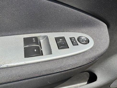Used 2009 Chevrolet Cobalt LT w/ Preferred Equipment Group FWD image 20