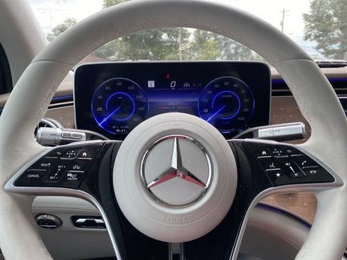 Used 2023 Mercedes-Benz EQS 450+ 4MATIC SUV w/ Exclusive Trim Package image 25