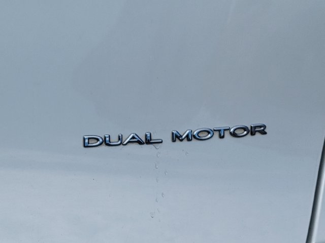 Used 2023 Tesla Model Y Long Range AWD/4WD image 16