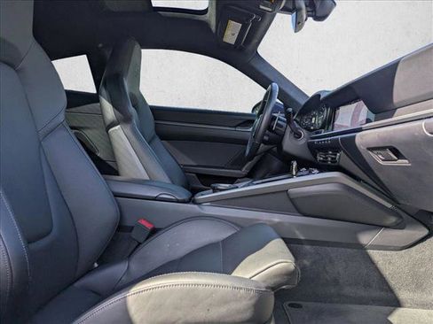 Used 2020 Porsche 911 Carrera S image 21