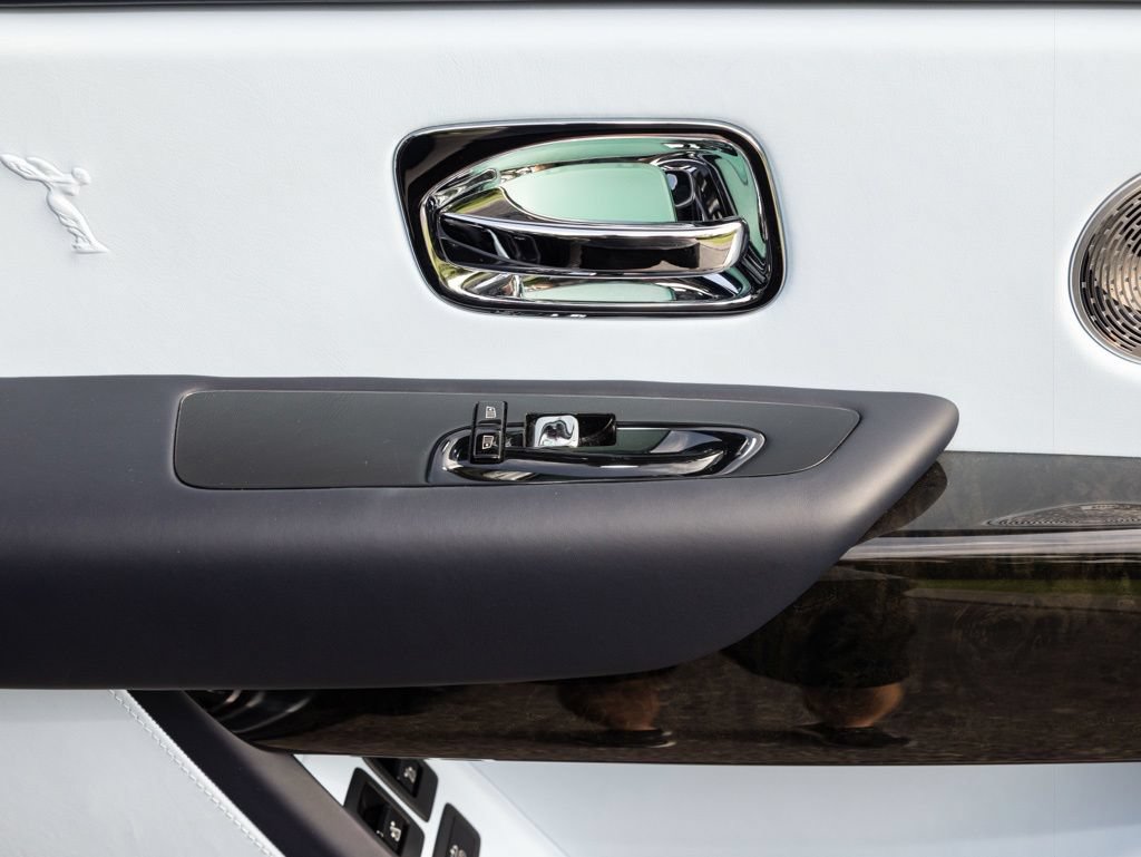 Used 2022 Rolls-Royce Cullinan w/ Cullinan Package AWD/4WD image 55